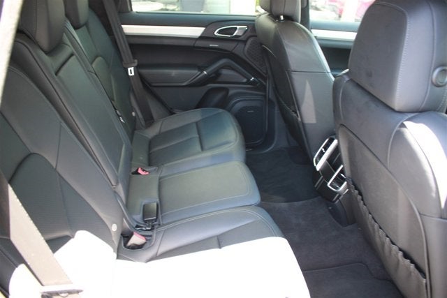 2014 Porsche Cayenne GTS