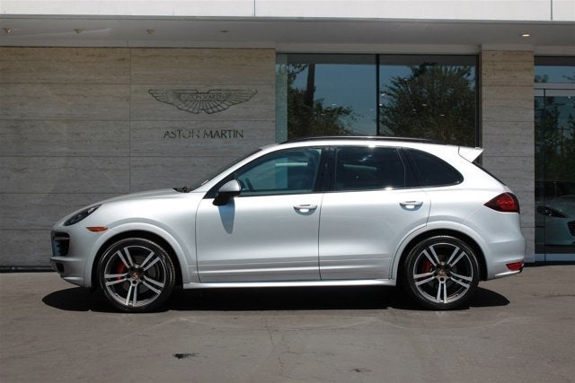 2014 Porsche Cayenne GTS