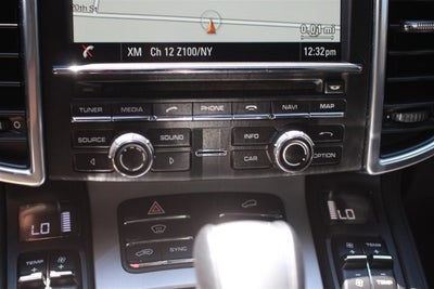 2014 Porsche Cayenne GTS