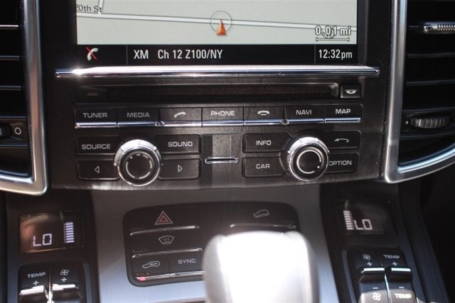 2014 Porsche Cayenne GTS