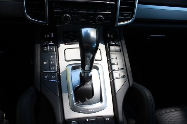 2014 Porsche Cayenne GTS