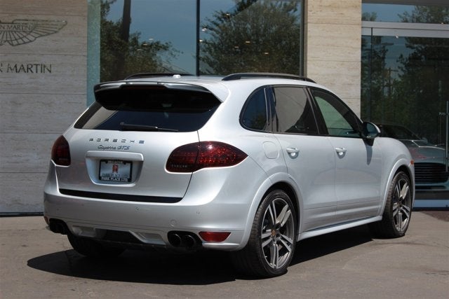 2014 Porsche Cayenne GTS