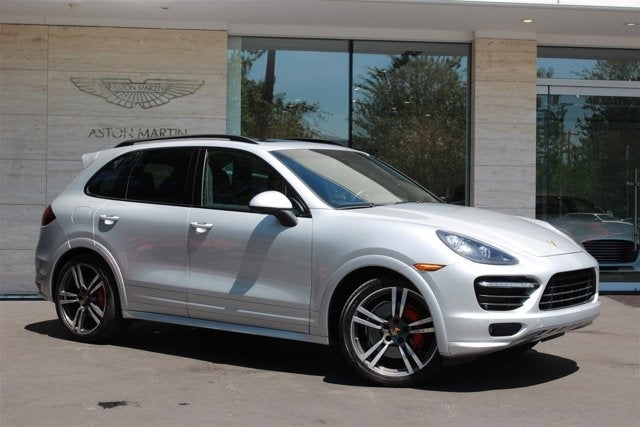 2014 Porsche Cayenne GTS
