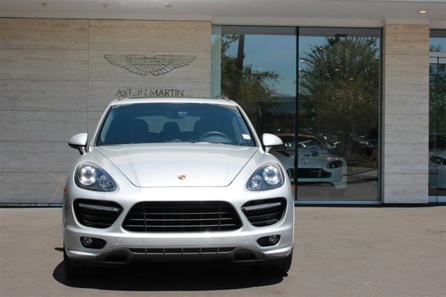 2014 Porsche Cayenne GTS
