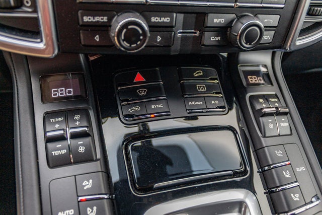 2016 Porsche Cayenne GTS