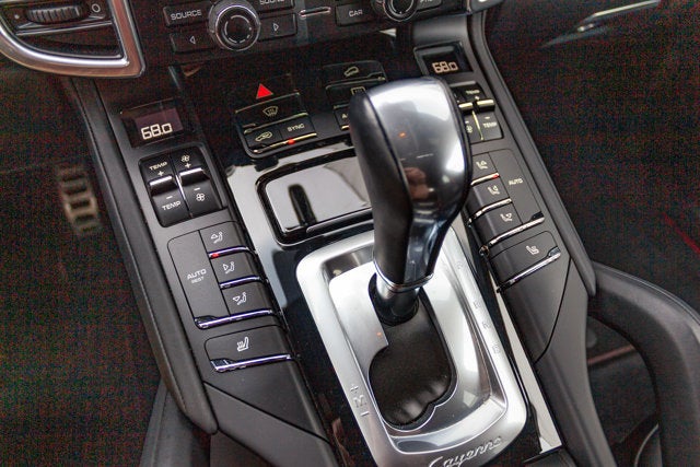 2016 Porsche Cayenne GTS