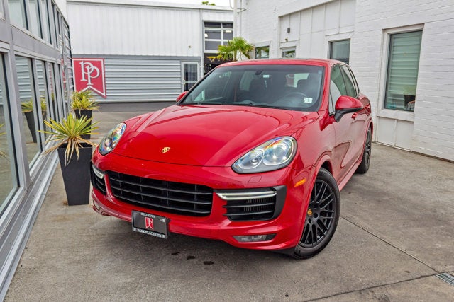 2016 Porsche Cayenne GTS