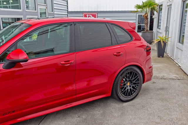 2016 Porsche Cayenne GTS