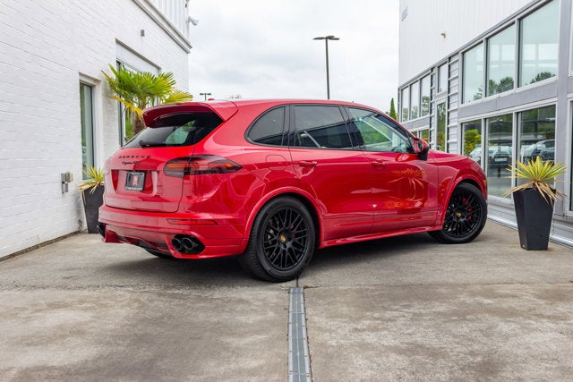 2016 Porsche Cayenne GTS