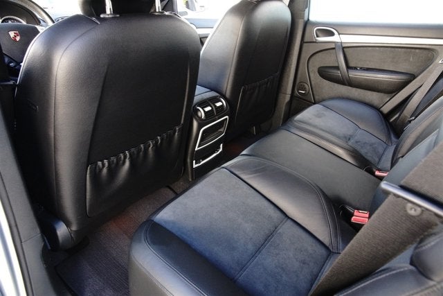 2010 Porsche Cayenne GTS