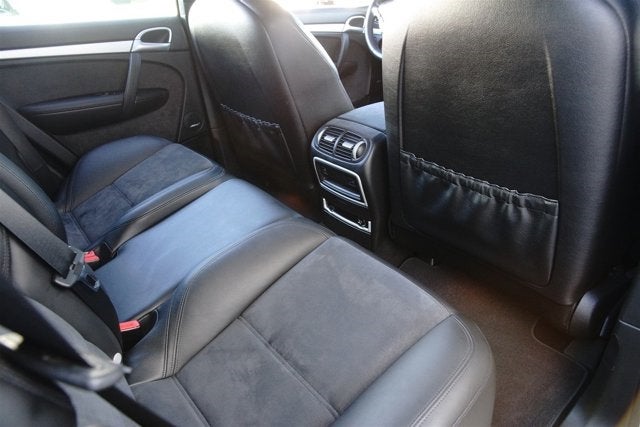 2010 Porsche Cayenne GTS