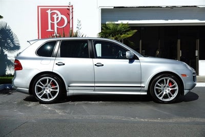 2010 Porsche Cayenne GTS