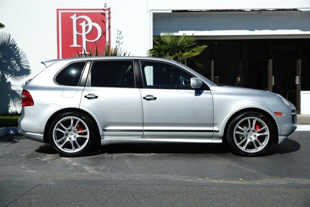2010 Porsche Cayenne GTS