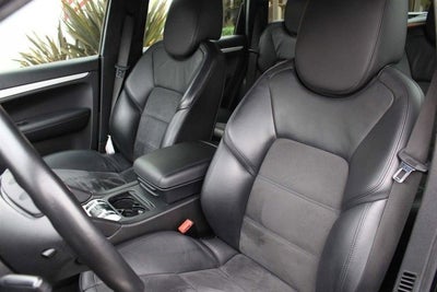 2010 Porsche Cayenne GTS