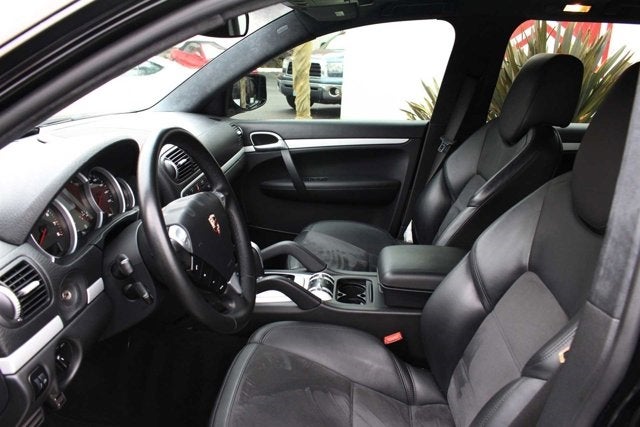 2010 Porsche Cayenne GTS
