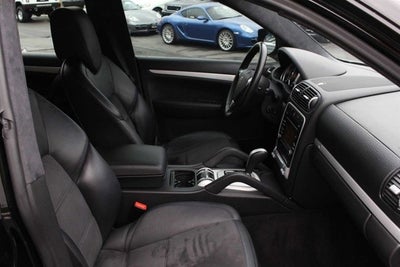 2010 Porsche Cayenne GTS