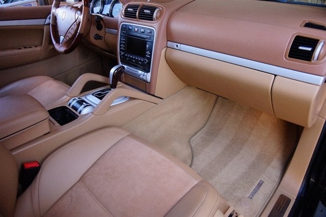 2010 Porsche Cayenne GTS