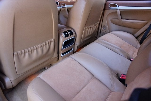 2010 Porsche Cayenne GTS