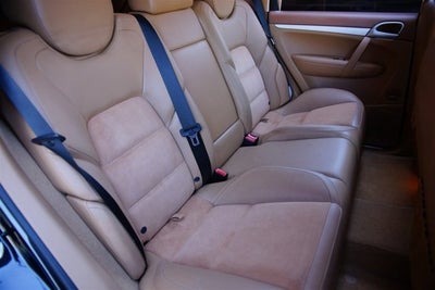 2010 Porsche Cayenne GTS