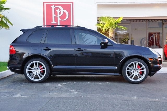 2010 Porsche Cayenne GTS