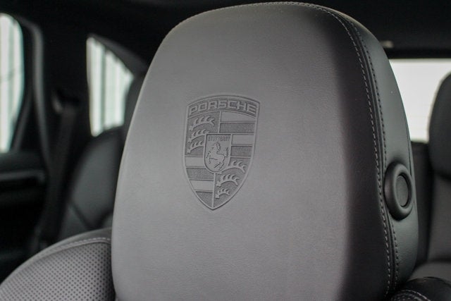 2017 Porsche Cayenne S E-Hybrid Platinum Edition