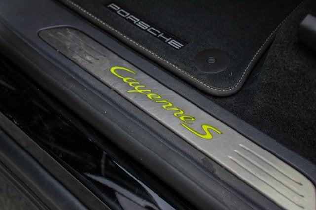 2017 Porsche Cayenne S E-Hybrid Platinum Edition