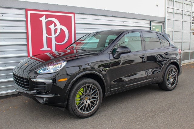 2017 Porsche Cayenne S E-Hybrid Platinum Edition