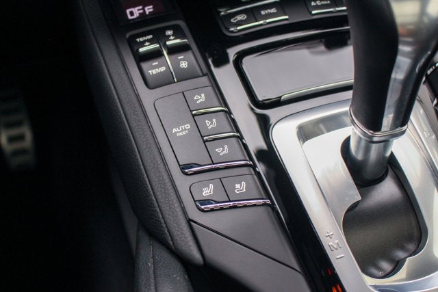 2017 Porsche Cayenne S E-Hybrid Platinum Edition