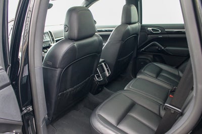 2017 Porsche Cayenne S E-Hybrid Platinum Edition