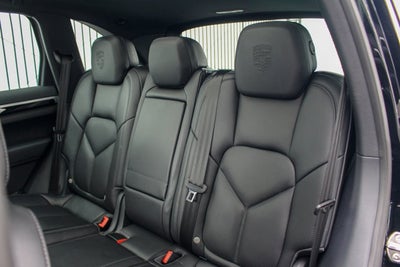 2017 Porsche Cayenne S E-Hybrid Platinum Edition