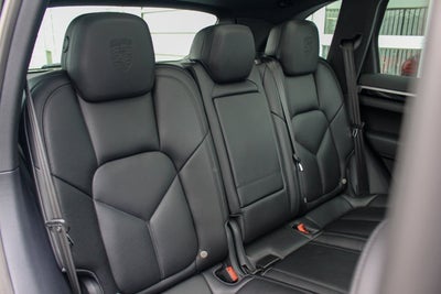 2017 Porsche Cayenne S E-Hybrid Platinum Edition