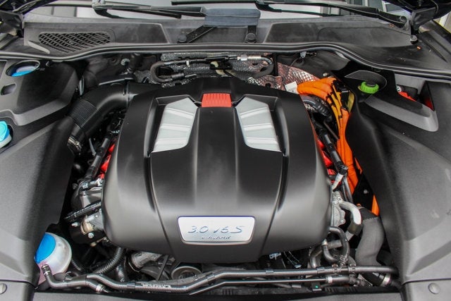 2017 Porsche Cayenne S E-Hybrid Platinum Edition