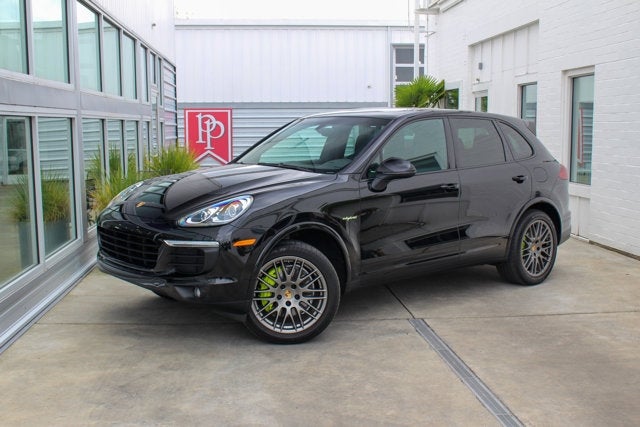 2017 Porsche Cayenne S E-Hybrid Platinum Edition