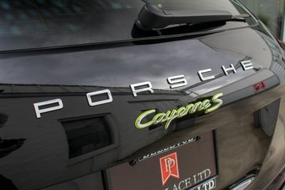 2017 Porsche Cayenne S E-Hybrid Platinum Edition