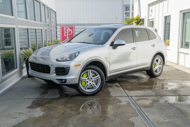 2016 Porsche Cayenne S E-Hybrid