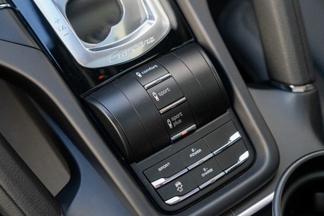 2016 Porsche Cayenne S E-Hybrid