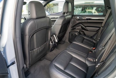 2016 Porsche Cayenne S E-Hybrid