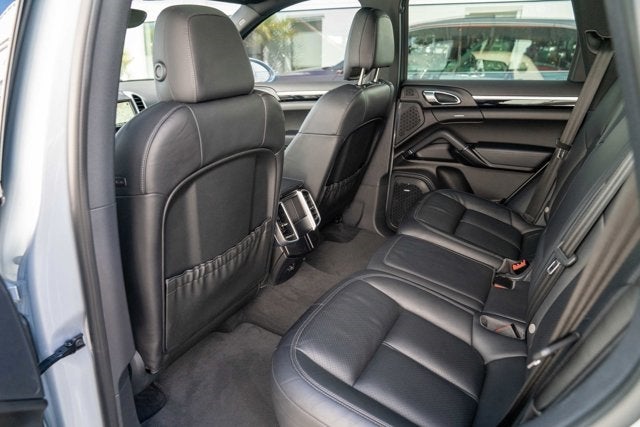 2016 Porsche Cayenne S E-Hybrid