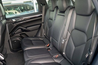 2016 Porsche Cayenne S E-Hybrid