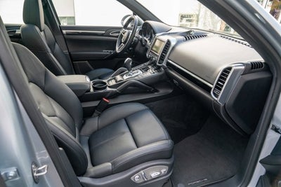 2016 Porsche Cayenne S E-Hybrid