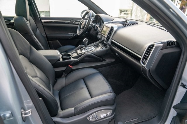 2016 Porsche Cayenne S E-Hybrid
