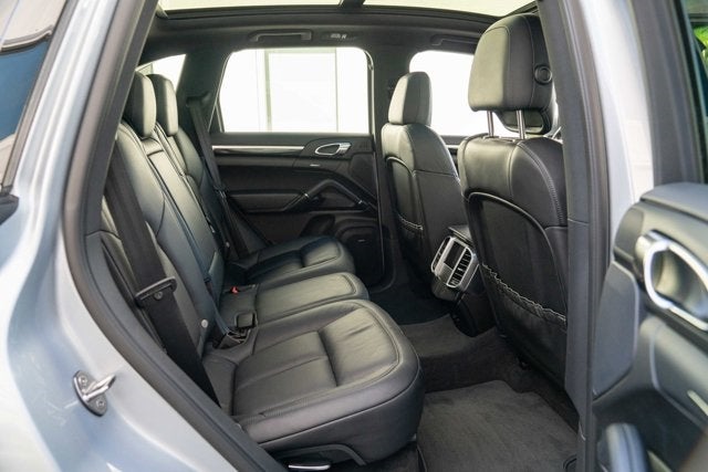2016 Porsche Cayenne S E-Hybrid
