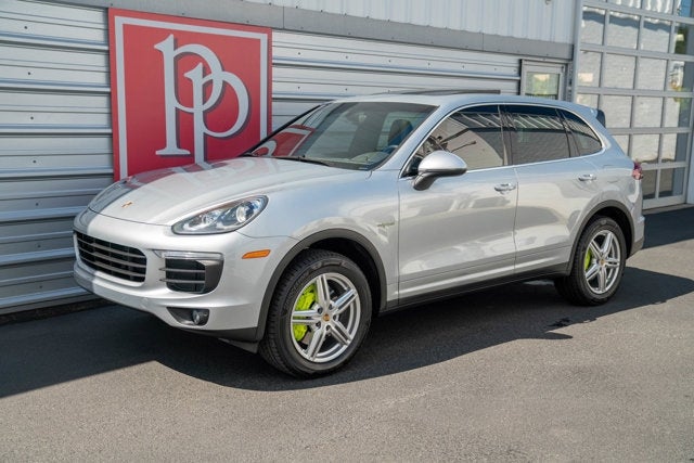 2016 Porsche Cayenne S E-Hybrid