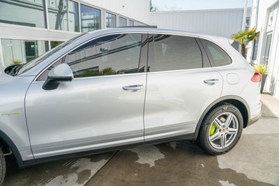 2016 Porsche Cayenne S E-Hybrid
