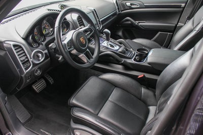2017 Porsche Cayenne S E-Hybrid Platinum Edition