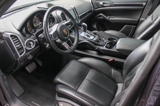 2017 Porsche Cayenne S E-Hybrid Platinum Edition