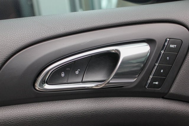 2017 Porsche Cayenne S E-Hybrid Platinum Edition