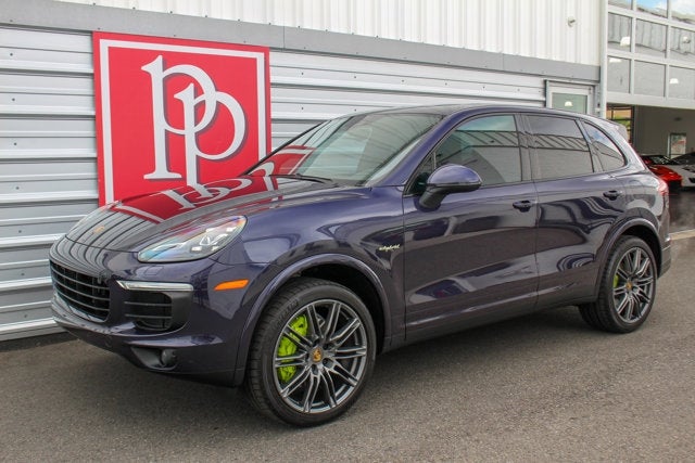 2017 Porsche Cayenne S E-Hybrid Platinum Edition