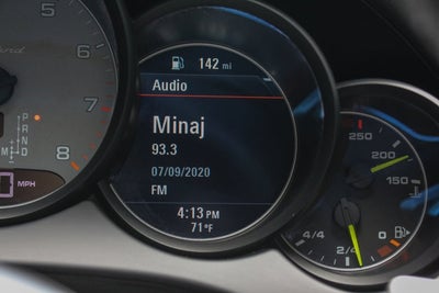 2017 Porsche Cayenne S E-Hybrid Platinum Edition