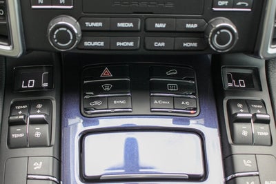 2017 Porsche Cayenne S E-Hybrid Platinum Edition